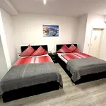 Treff Apartment *